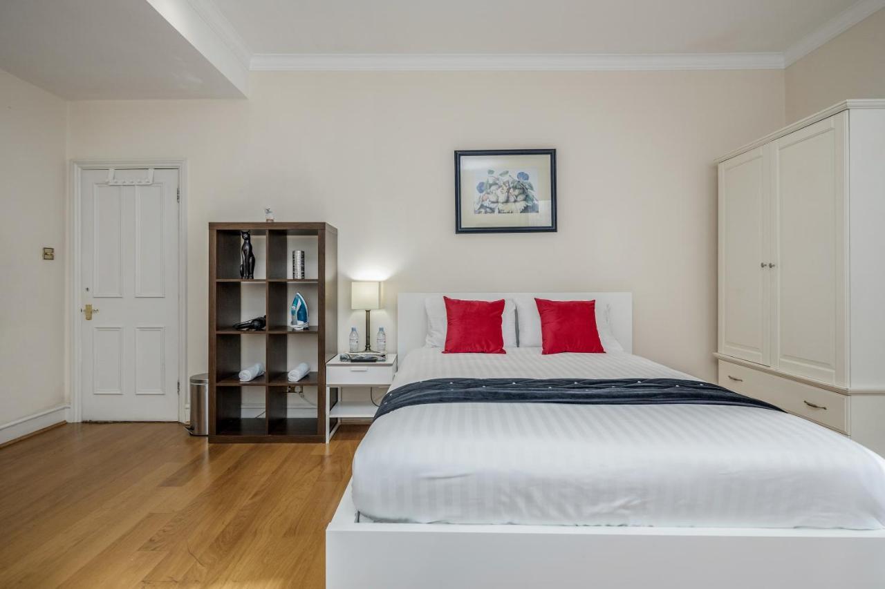 Oxford Street Homestay Londres Exterior foto