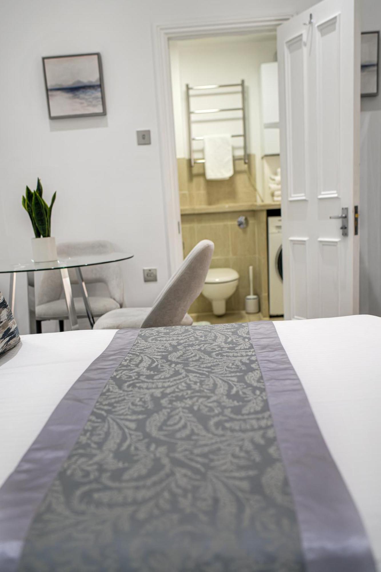 Oxford Street Homestay Londres Exterior foto